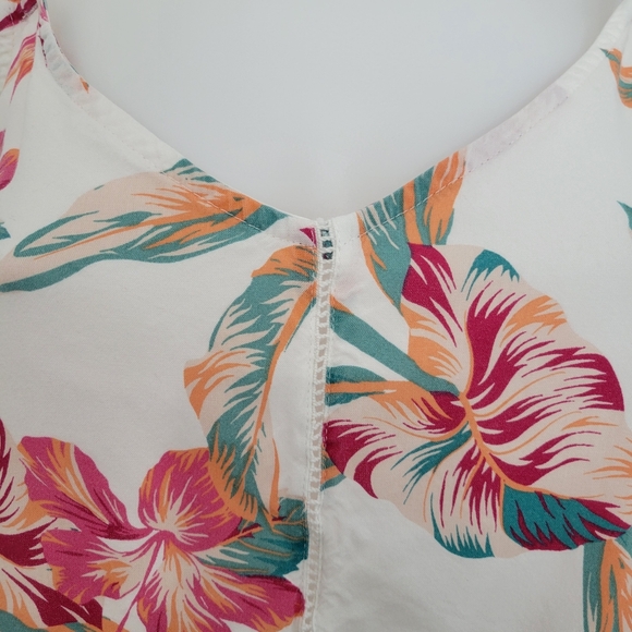 2/$35 ROXY Tropical Floral Tank Top S EUC Flowy Adjustable Straps - Picture 2 of 12